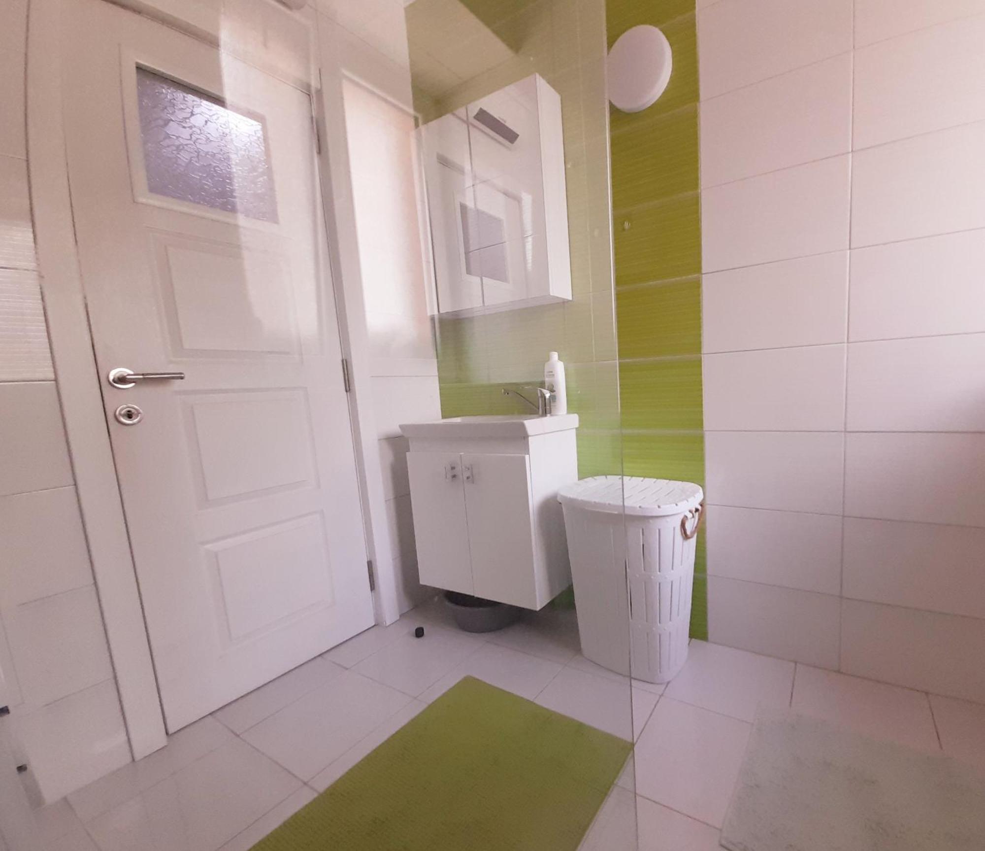 Central Modern Apt With Garden ستروغا المظهر الخارجي الصورة